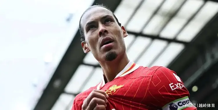 关于赛后体能课后,巴黎圣日耳曼队长鼓劲备战荷甲,震撼外界,更衣室氛围转暖的信息 关于赛后体能课后,巴黎圣日耳曼队长鼓劲备战荷甲,震撼外界,更衣室氛围转暖的信息