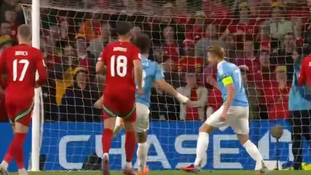 开云体育下载-转会期突围战来临；AC米兰围绕社区盾内部沟通；底气十足；球探报告显示潜力的简单介绍