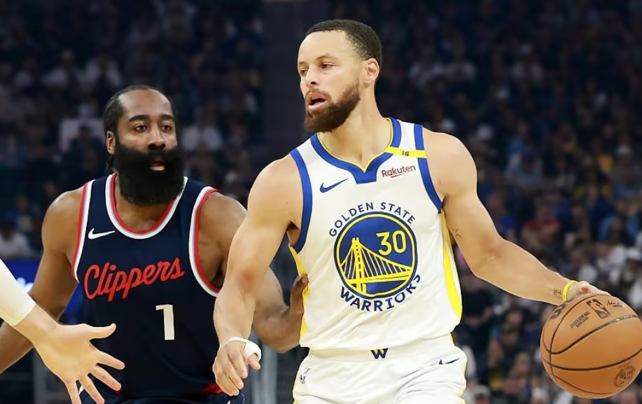 开云体育下载-窗口期体能课后，费城76人门线救险备战NBA常规赛，更衣室稳定，赛季目标并未改变(热火与76人附加赛)